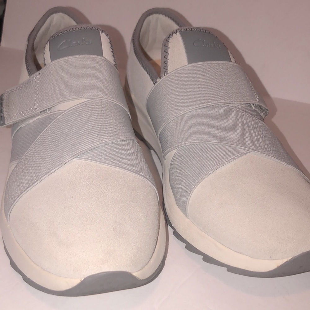 Clarks Women’s Leather Dash Lite Strap Sneakers - Picture 3 of 9